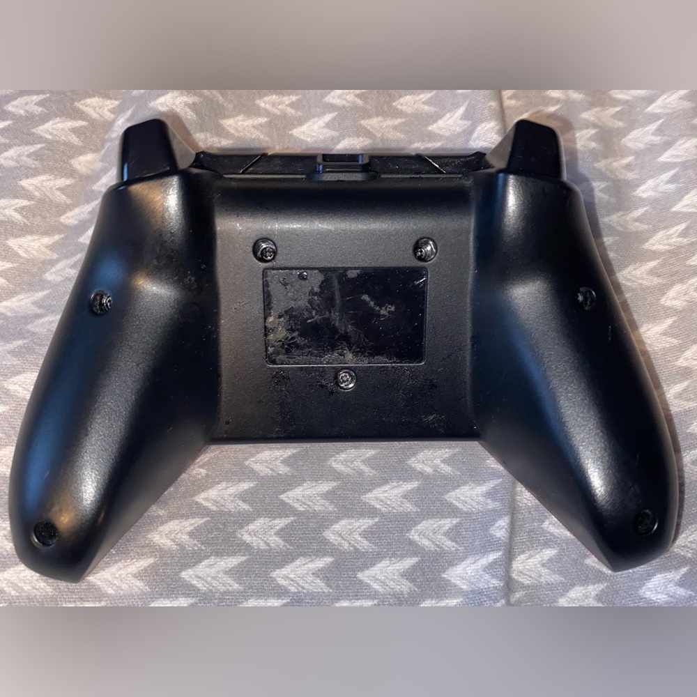 Xbox controller - Picture 2 of 3